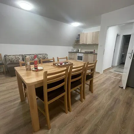Cica Apartament
